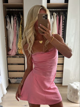 Load image into Gallery viewer, Cute A Line Sweetheart Pink Short Homecoming Dress with Lace
