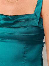 Load image into Gallery viewer, Cute Sheath Square Neck Pink Satin Short Homecoming Dress with Open Back
