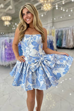 Load image into Gallery viewer, Trendy A Line Strapless Pink Short Homecoming Dress with Pearls Bowknot