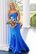 Load image into Gallery viewer, Cute Red Mermaid Strapless Long Satin Prom Dress with Slit and Bowknot