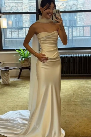 Elegant Mermaid Sweetheart White Long Party Dress with Sweep Train Scarf