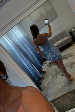 Load image into Gallery viewer, Elegant Off-Shoulder Lace Bodycon Homecoming Dress with Bow Waist
