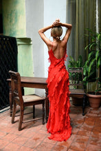 Load image into Gallery viewer, Elegant Sheath Spaghetti Straps Black Long Prom Dress with Ruffles

