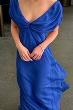 Load image into Gallery viewer, Elegant A Line V Neck Pink Chiffon Long Prom Dress with Ruffles