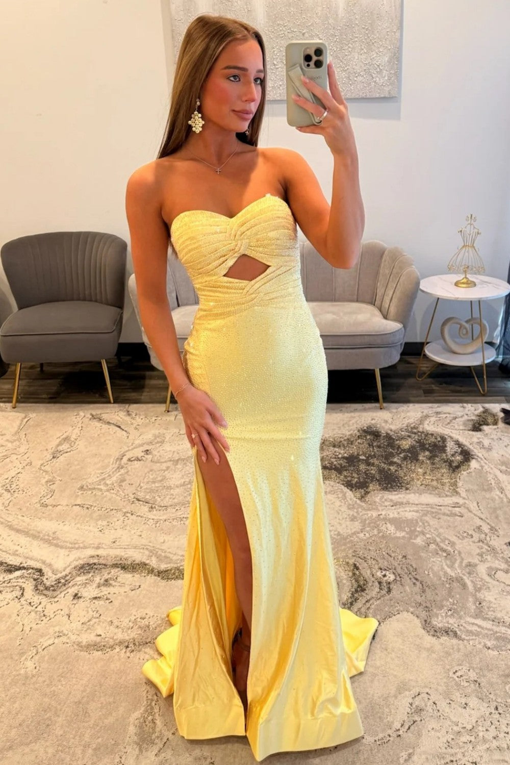 Sparkly Mermaid Sweetheart Yellow Long Prom Dress with Keyhole Beading