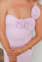 Load image into Gallery viewer, Fashionable Sheath One Shoulder Light Pink Short Homecoming Dress with 3D Flowers