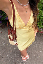 Load image into Gallery viewer, Fitted Sheath V Neck Yellow Satin Short Homecoming Dress with Ruched
