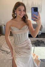 Load image into Gallery viewer, Sparkly Mermaid Sweetheart Champagne Corset Prom Dress with Beading