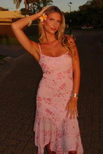 Load image into Gallery viewer, Glamorous Sheath Spaghetti Straps Light Green Tea Length Party Dress with Beading