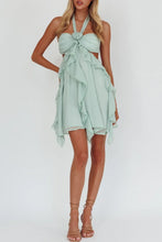 Load image into Gallery viewer, Gorgeous A Line Halter Neck Pink Short Homecoming Dress with Ruffles
