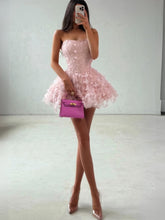 Load image into Gallery viewer, Gorgeous A Line Sweetheart Pink Short Homecoming Dress with Appliques
