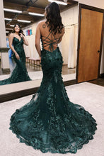 Load image into Gallery viewer, Glitter Dark Green Mermaid Spaghetti Straps Lace Up Prom Dress With Sequin
