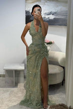 Load image into Gallery viewer, Luxurious Mermaid Halter Neck Green Long Prom Dress with Appliques Split Front