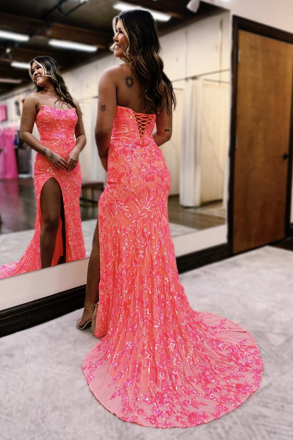 Niulatu Mermaid Sequin Sheer Straps Scalloped Long Prom Dress HZ1103 main image 1