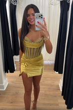 Load image into Gallery viewer, Hot Sheath Sweetheart Gold Corset Homecoming Dress with Beading