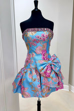 Load image into Gallery viewer, Lavender Blue Floral Brocade Strapless Homecoming Dress with Bow Detail