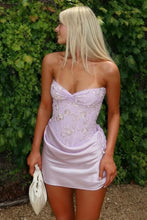 Load image into Gallery viewer, Chic Sheath Sweetheart Light Pink Corset Homecoming Dress with Criss Cross Back