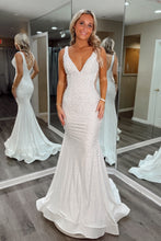 Load image into Gallery viewer, Luxurious Mermaid V Neck Pink Long Prom Dress with Pearls