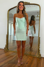 Load image into Gallery viewer, Luxurious Sheath Strapless Light Pink Corset Homecoming Dress with Pearls