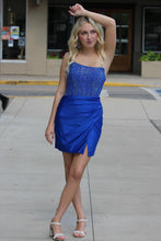 Load image into Gallery viewer, Hot Pink Mermaid Strapless Short Homecoming Dress with Beading and Slit
