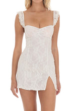 Load image into Gallery viewer, Chic Sheath Off the Shoulder Yellow Lace Short Homecoming Dress

