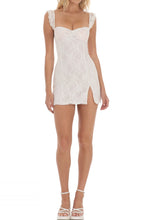 Load image into Gallery viewer, Chic Sheath Off the Shoulder Yellow Lace Short Homecoming Dress
