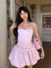 Load image into Gallery viewer, Pretty A Line Strapless Pink Satin Short Homecoming Dress with Criss Cross Back
