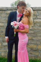 Load image into Gallery viewer, Pretty Mermaid Off the Shoulder Pink Long Prom Dress with Ruched