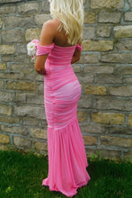 Load image into Gallery viewer, Pretty Mermaid Off the Shoulder Pink Long Prom Dress with Ruched
