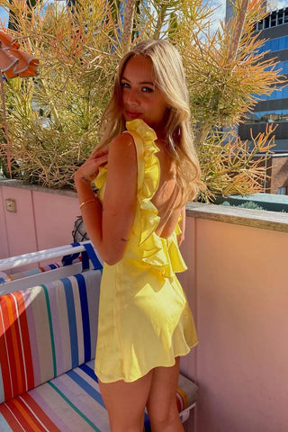 Pretty Sheath V Neck Yellow Short Homecoming Dress with Ruffles