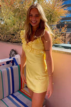 Load image into Gallery viewer, Pretty Sheath V Neck Yellow Short Homecoming Dress with Ruffles
