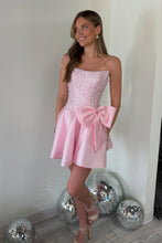 Load image into Gallery viewer, Pretty A Line Strapless Champagne Corset Homecoming Dress with Pearls Bowknot