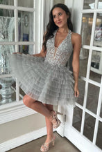 Load image into Gallery viewer, Royal Blue A-Line Halter Short Tulle Homecoming Dress With Appliques
