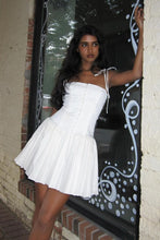 Load image into Gallery viewer, Simple White Spaghetti Straps A-Line Homecoming Dress with Structured Bodice