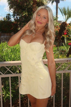 Load image into Gallery viewer, Stylish A Line Spaghetti Straps White Short Homecoming Dress with Appliques