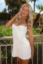 Load image into Gallery viewer, Stylish A Line Spaghetti Straps White Short Homecoming Dress with Appliques