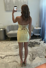 Load image into Gallery viewer, Stylish Sheath Sweetheart Hot Pink Short Homecoming Dress with Beading
