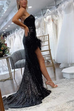 Load image into Gallery viewer, Sparkly Black Mermaid Strapless Long Prom Dress With Feather