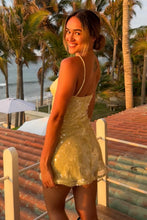 Load image into Gallery viewer, Sparkly Sheath Halter Neck Yellow Sequins Short Homecoming Dress