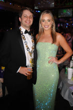 Load image into Gallery viewer, Sparkly Sheath Strapless Green Long Prom Dress with Beading
