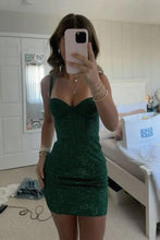 Load image into Gallery viewer, Bling Sheath Sweetheart Red Short Homecoming Dress with Beading

