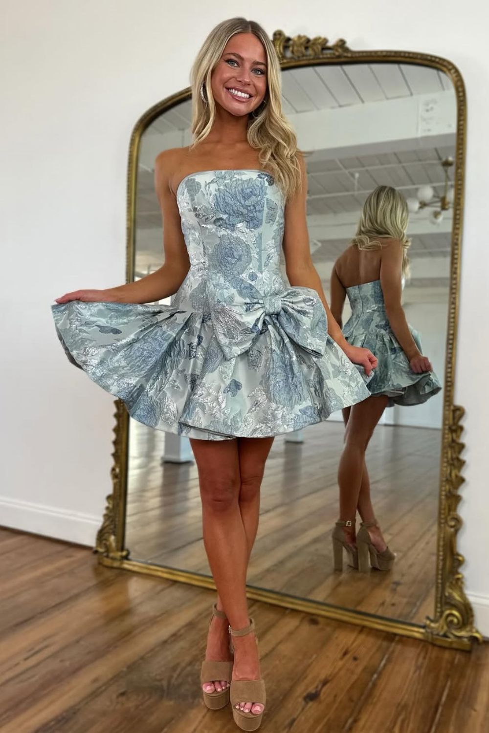 Stylish A Line Strapless Grey Blue Printed Short Homecoming Dress with Bowknot