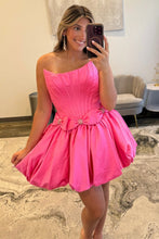 Load image into Gallery viewer, Strapless Satin Bubble Hem A-Line Homecoming Dress with Bow Accents
