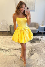 Load image into Gallery viewer, Strapless Satin Bubble Hem A-Line Homecoming Dress with Bow Accents
