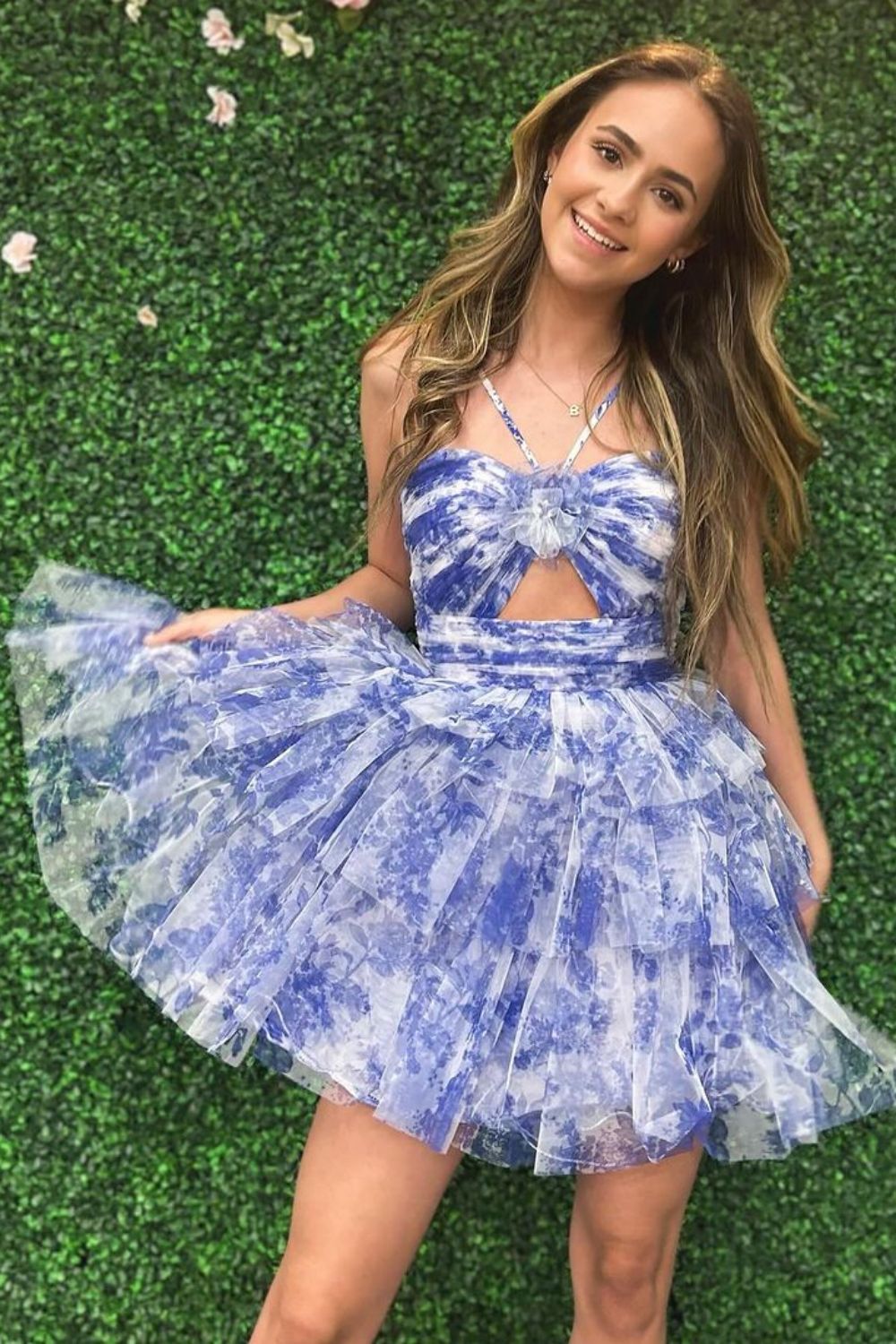 Luuvis Women Stunning A-Line Halter Neck Short Tiered Tulle Homecoming