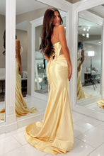 Load image into Gallery viewer, Stunning Mermaid Sweetheart Dark Green Corset Prom Dress with Beading