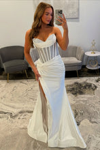 Load image into Gallery viewer, Stunning Mermaid Sweetheart White Corset Prom Dress with Beading