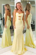 Load image into Gallery viewer, Stunning Mermaid Sweetheart Yellow Long Prom Dress with Keyhole