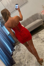 Load image into Gallery viewer, Stunning Sheath Strapless Red Lace Corset Homecoming Dress with Beading