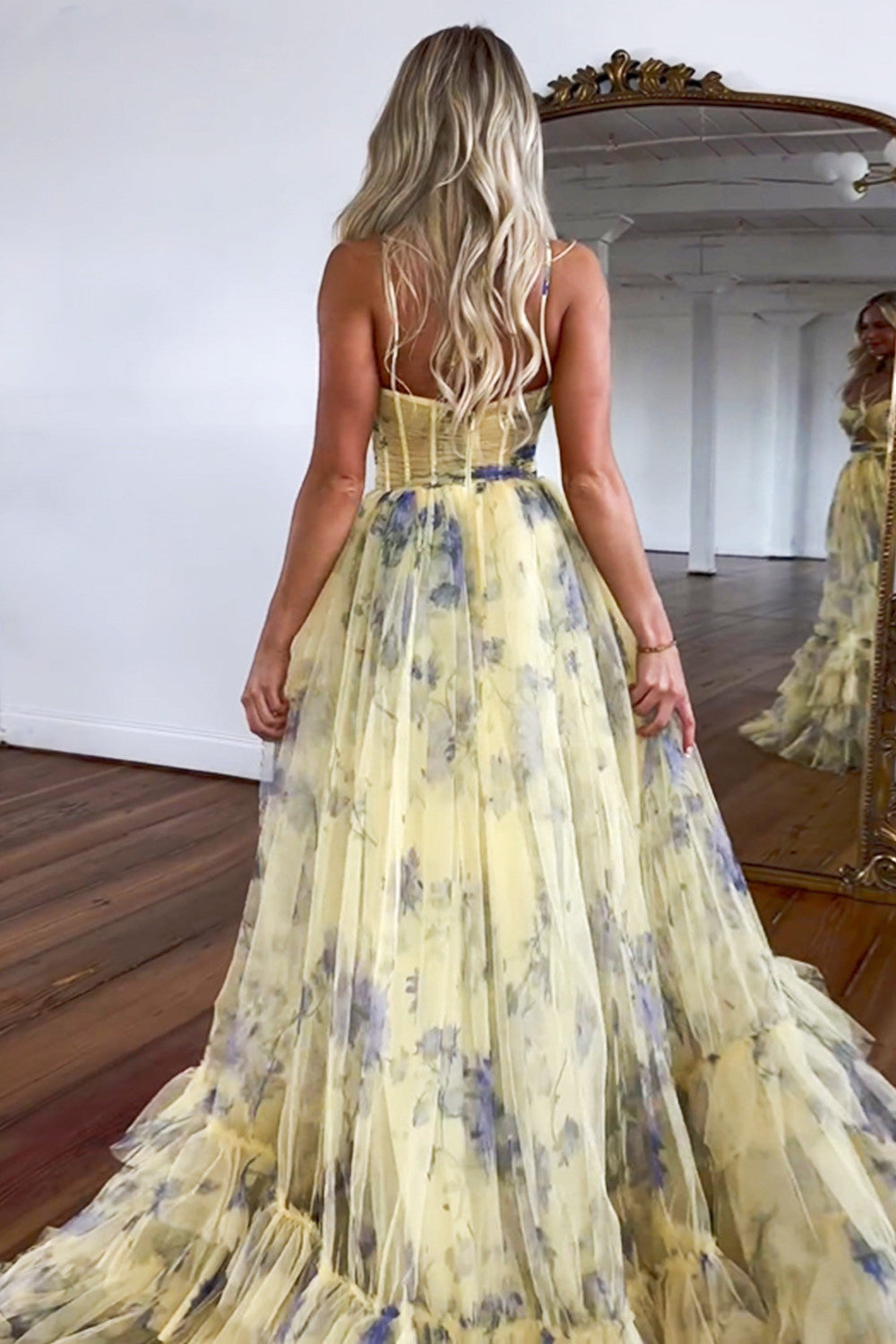 Luuvis Women Cute Yellow Long A-Line Halter Neck Tulle Prom Dress With Ruffles